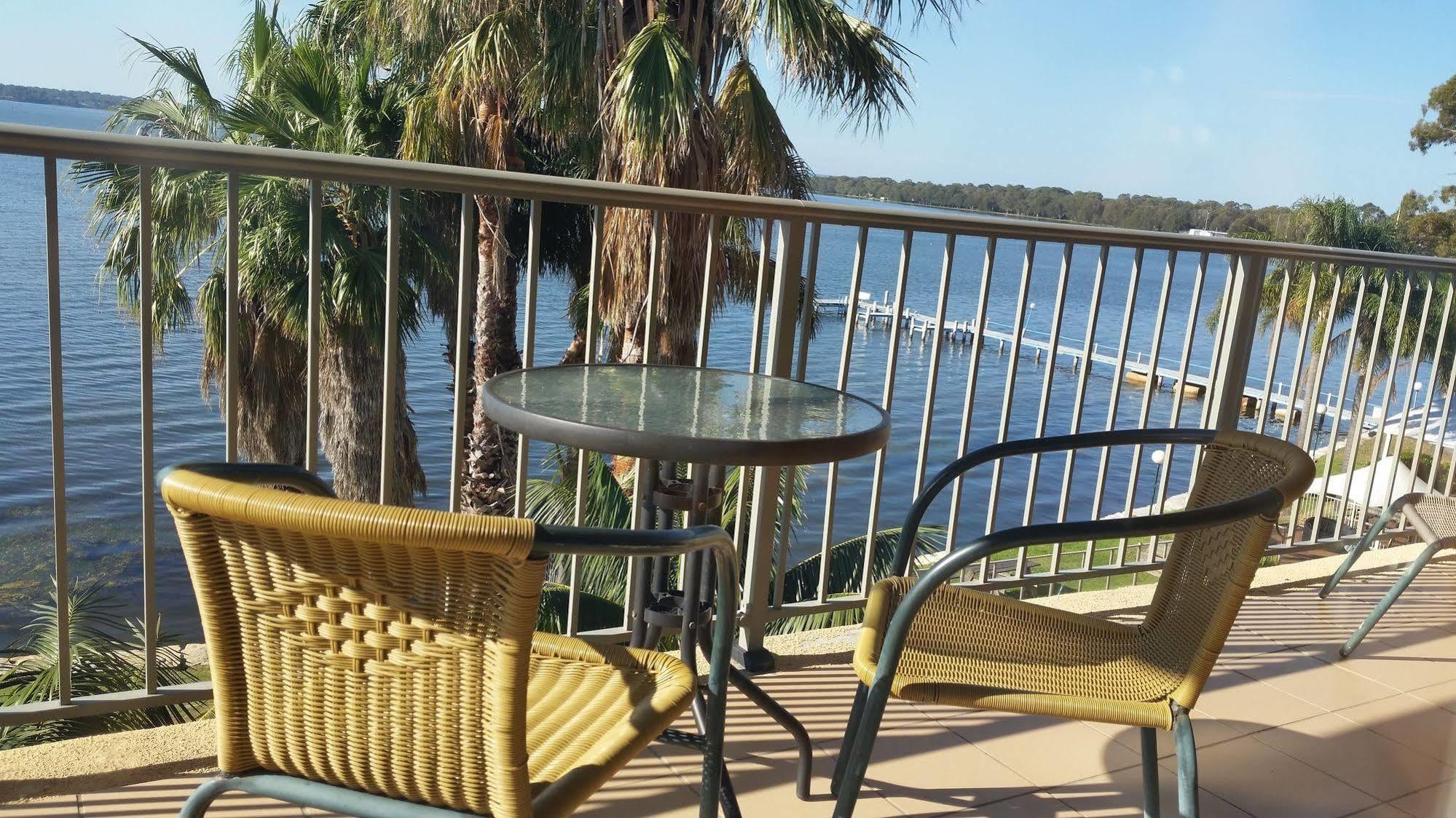 The Beachcomber Hotel & Resort, Ascend Hotel Collection Токли Экстерьер фото View of the Gulf of Mexico from the balcony of a hotel room at the Lake Marion Resort